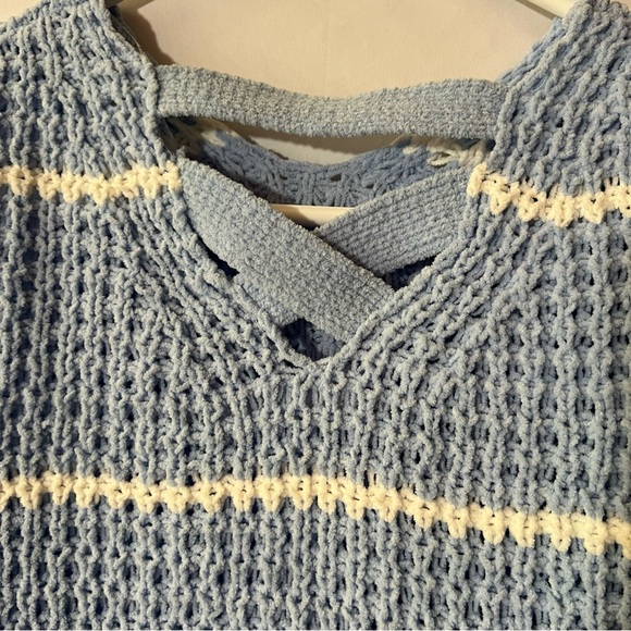 Girls cozy blue and white sweater by Star & Lily - size M (10-12) New With Tags - Picture 4 of 10